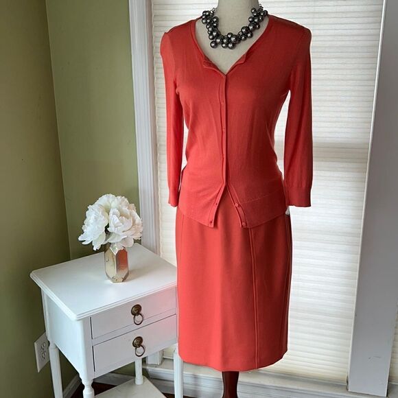 Women’s medium size 6 sweater cardigan & skirt set NEW w tags - Picture 1 of 16